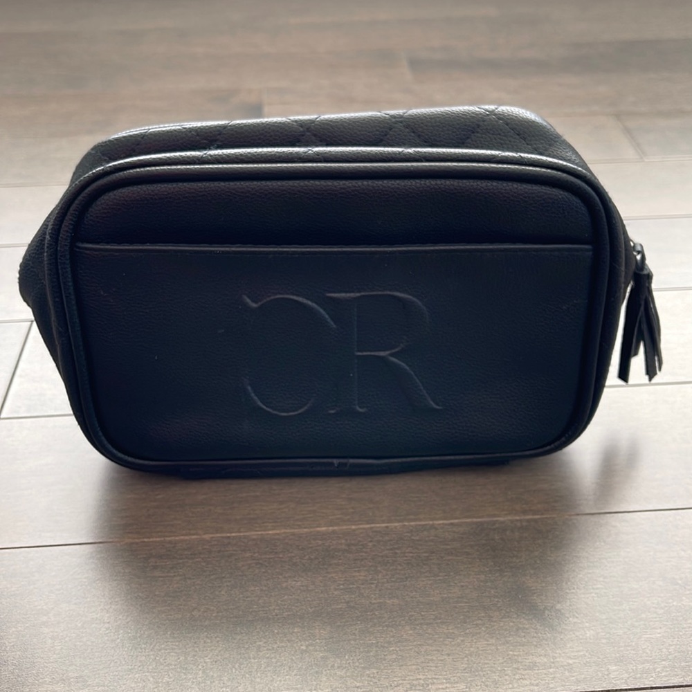 COLLEEN ROTHSCHILD Black Limited Edition Zipper Toiletry Bag with Tassel